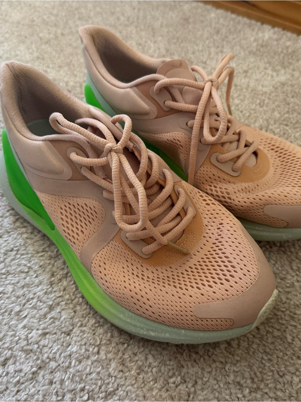 lululemon athletica Women's Peach Knit Running Shoes with Neon Green Heel